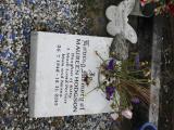 image of grave number 846410